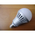 A19 16W LED Ball Bulb E27 1440Lm AC200-240V Cool White